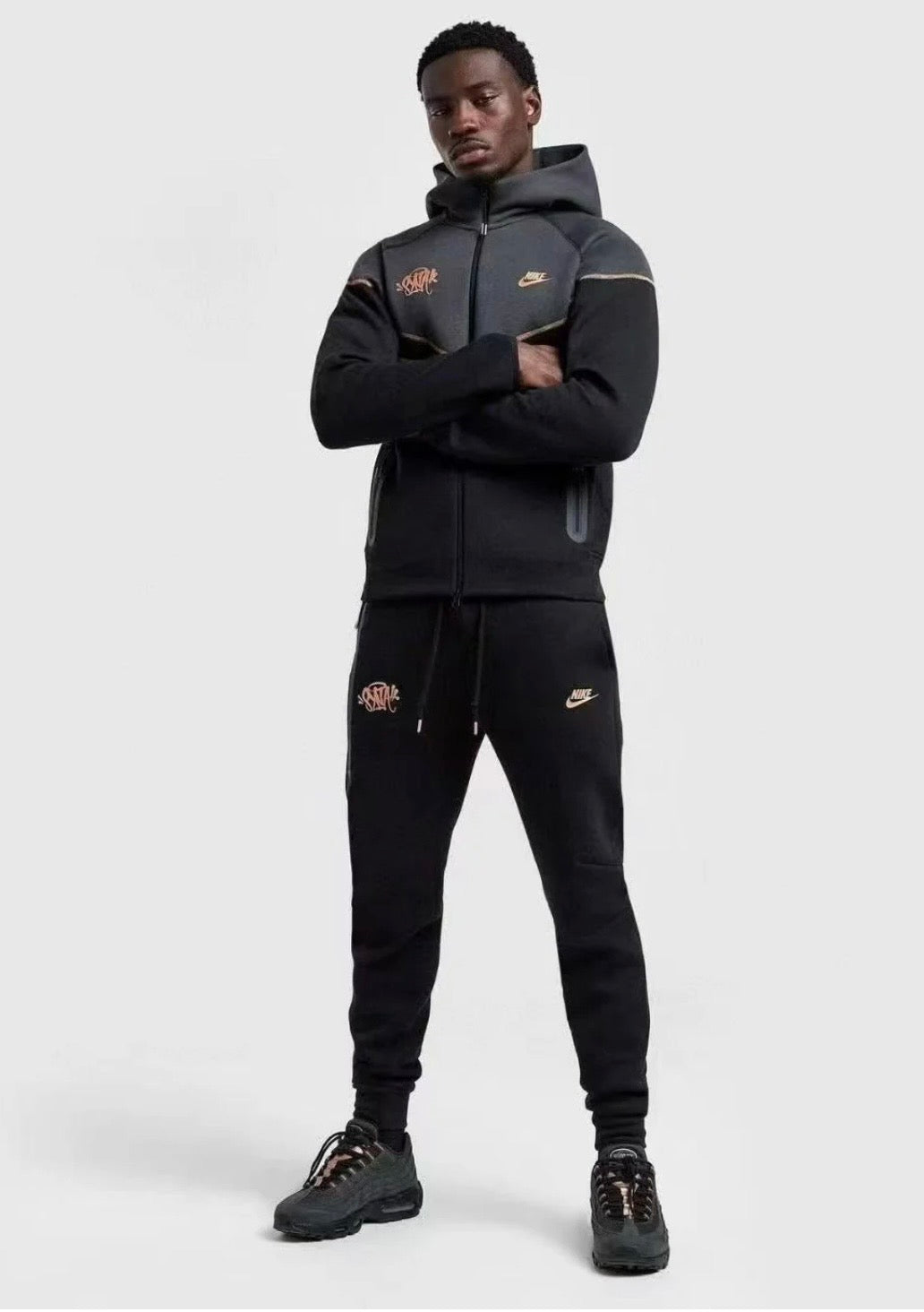 SYNA X TECH FLEECE JOGGER